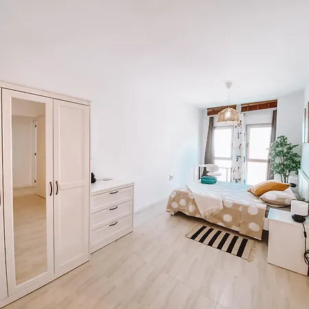 Apartment Summer Breeze