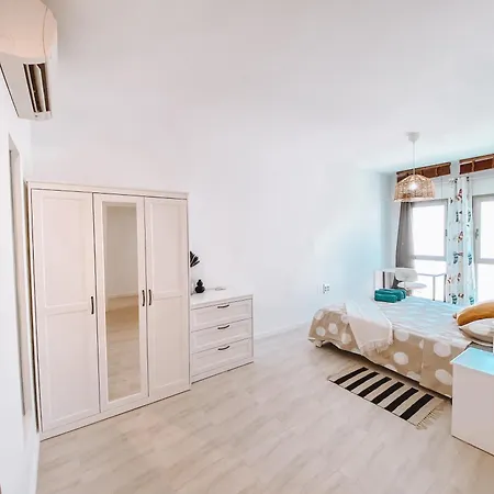 Summer Breeze Puerto del Rosario (Fuerteventura)