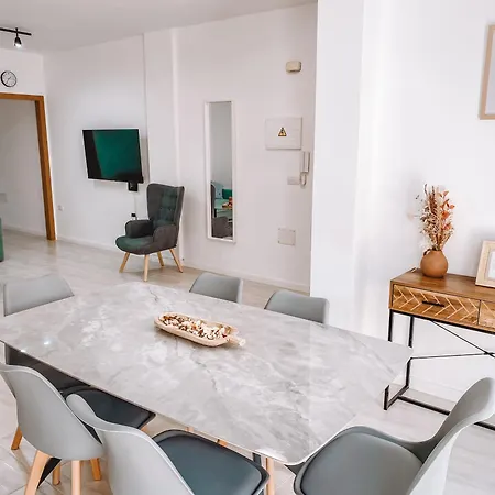 Apartment Summer Breeze